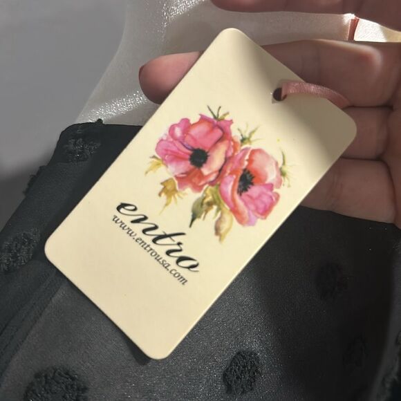 Entro "Love is catching" Polka Dot Blouse M NWT - Picture 8 of 8